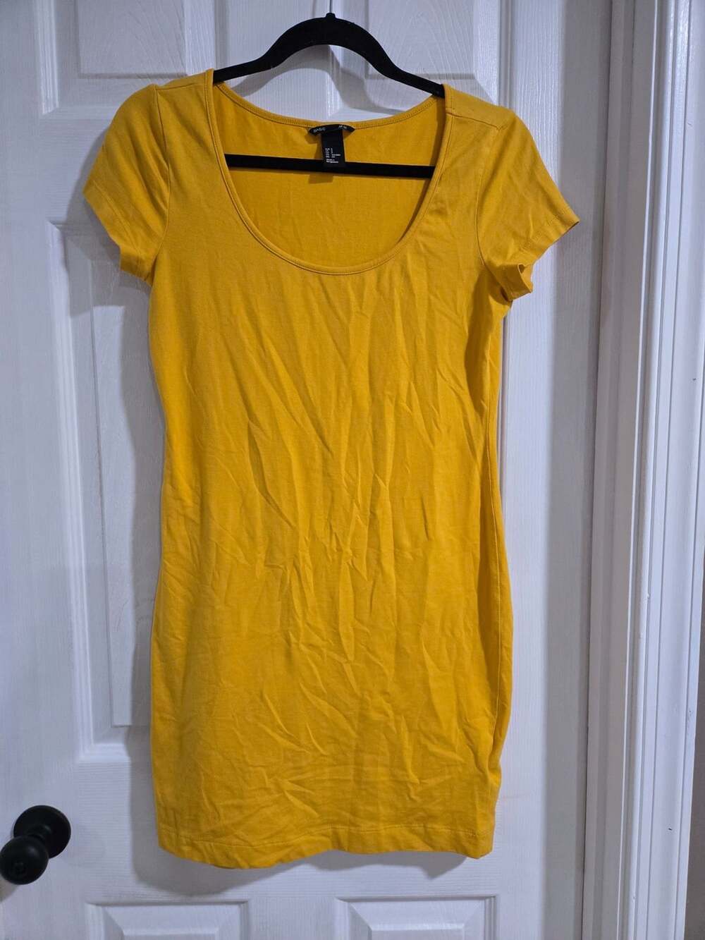 H&M Basic Dress Size S Yellow Short Sleeve Scoop Neck Bodycon